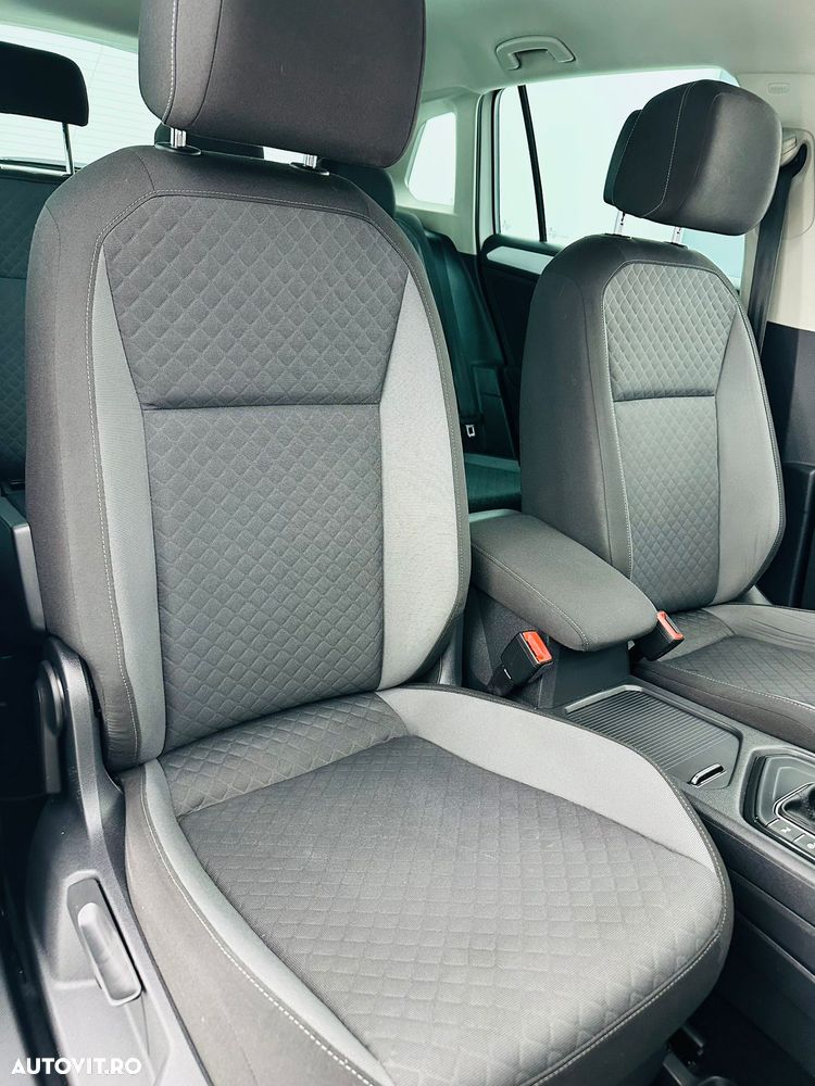 Volkswagen Tiguan - 12