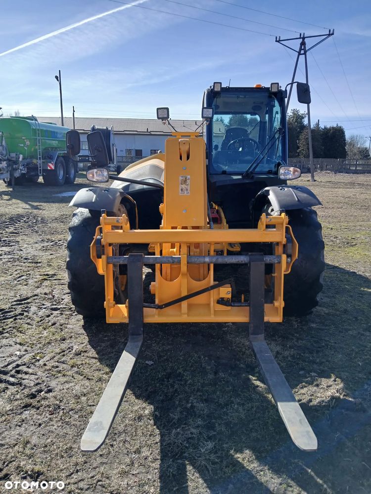 JCB 541-70 - 11