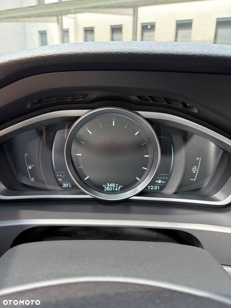 Volvo V40 D4 Drive-E Summum - 16