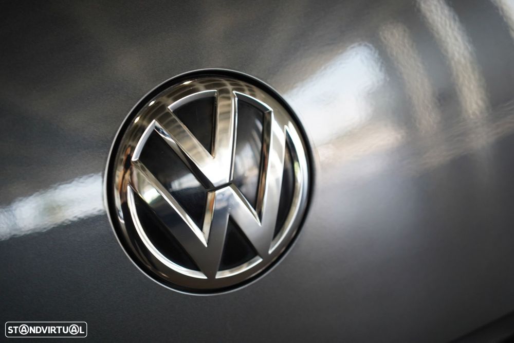 VW Passat 1.6 TDI Confortline - 27