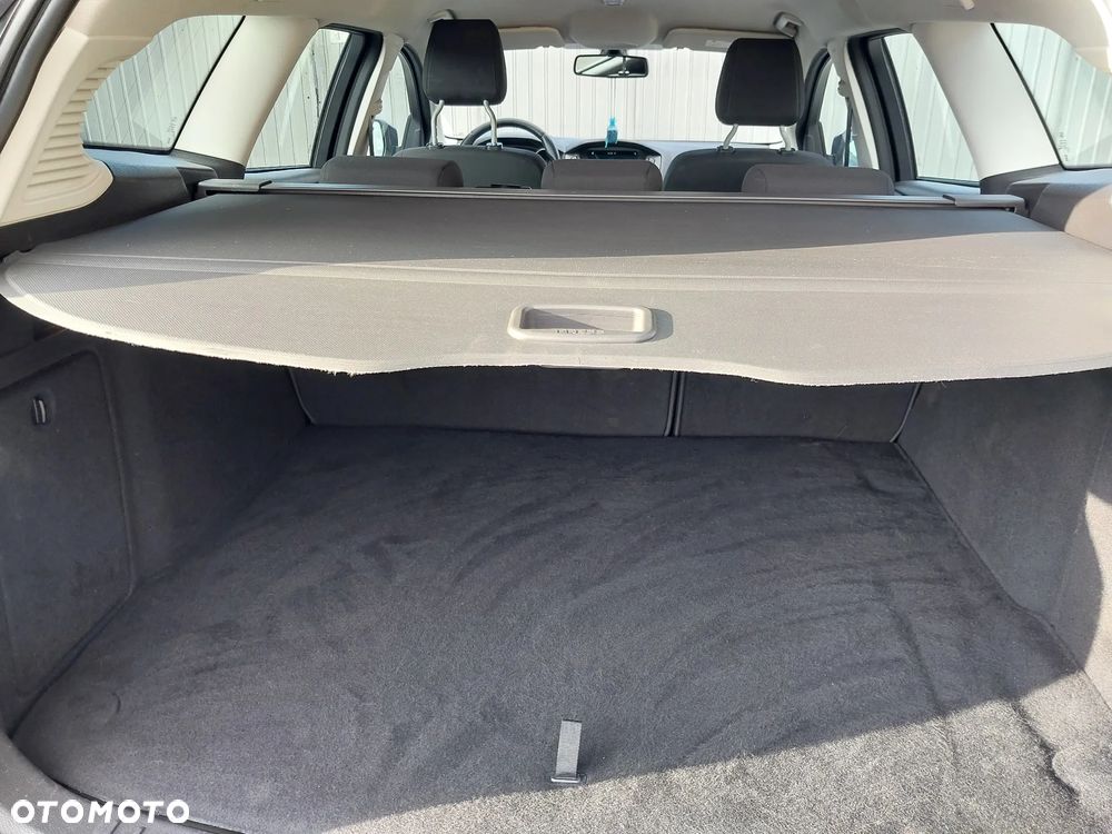 Ford Focus - 12