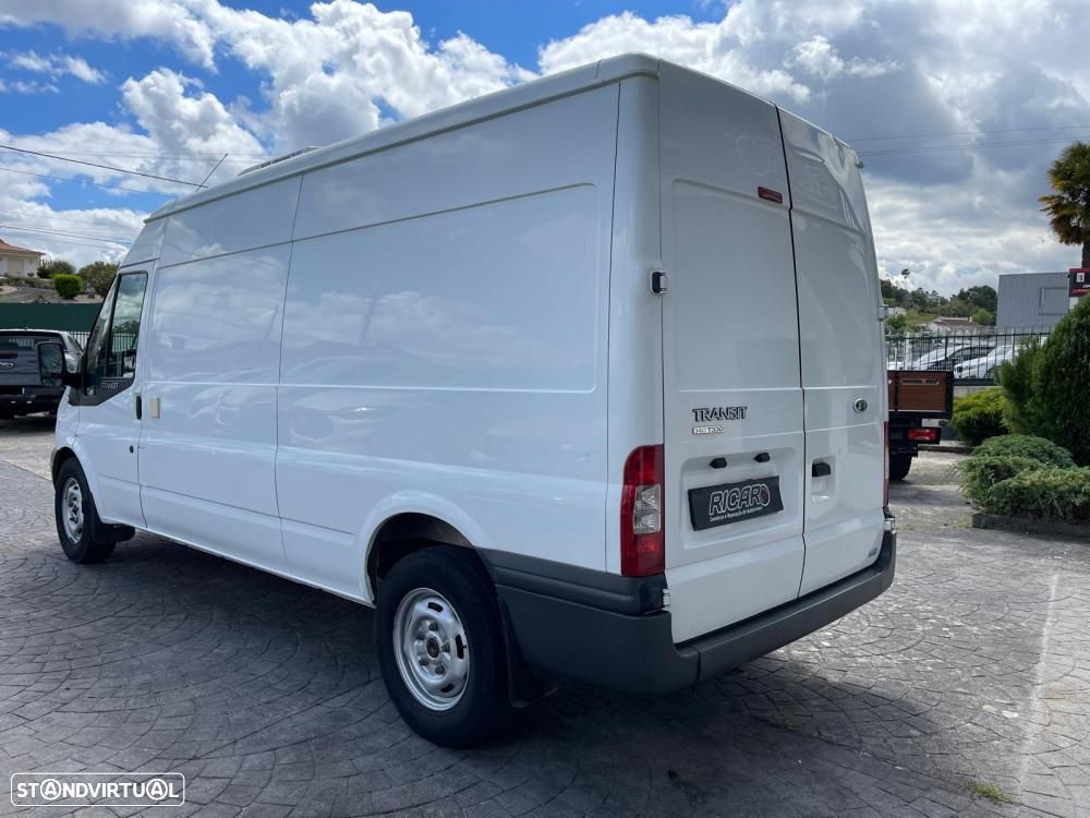 Ford Transit TRANSIT 2.4 TDCi RWD (140CV) - 8
