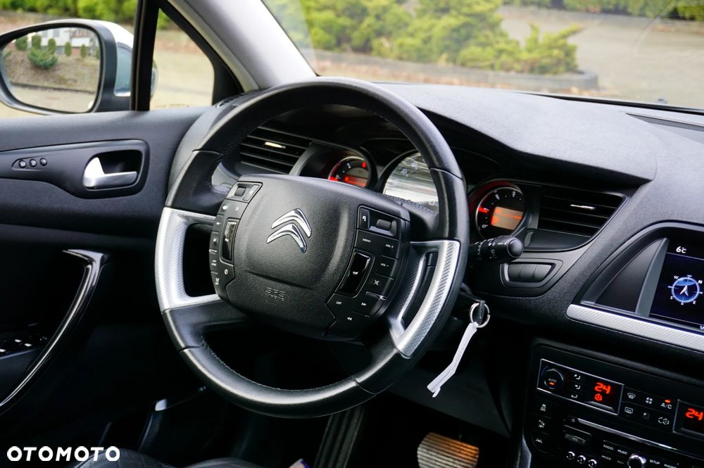 Citroën C5 HDi 165 FAP CrossTourer - 29