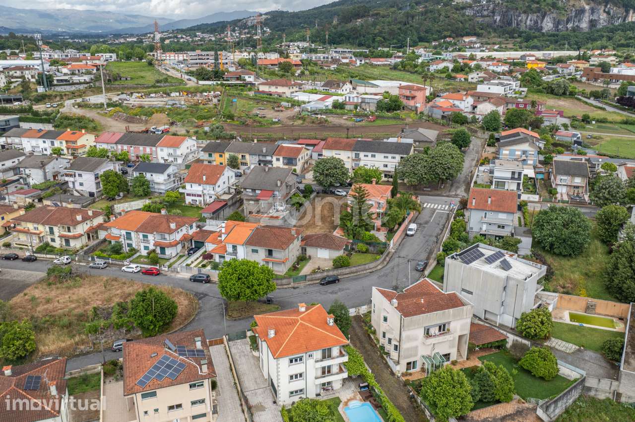 Terreno para construção de moradia geminada, em Dume, Braga. - Grande imagem: 5/15