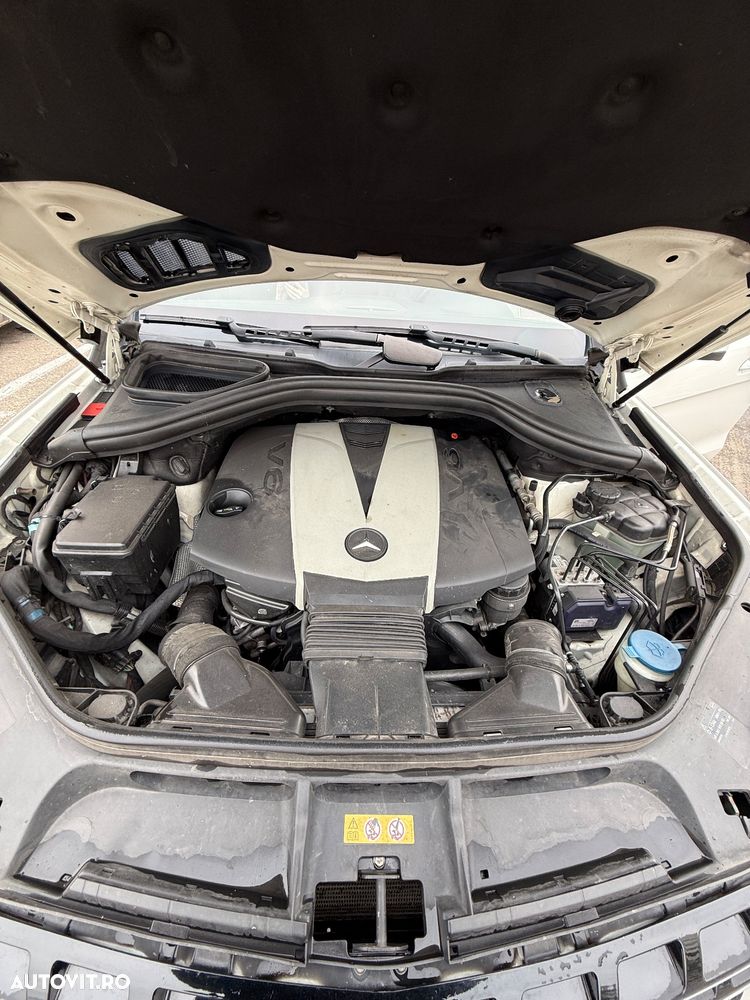 Mercedes-Benz ML - 12