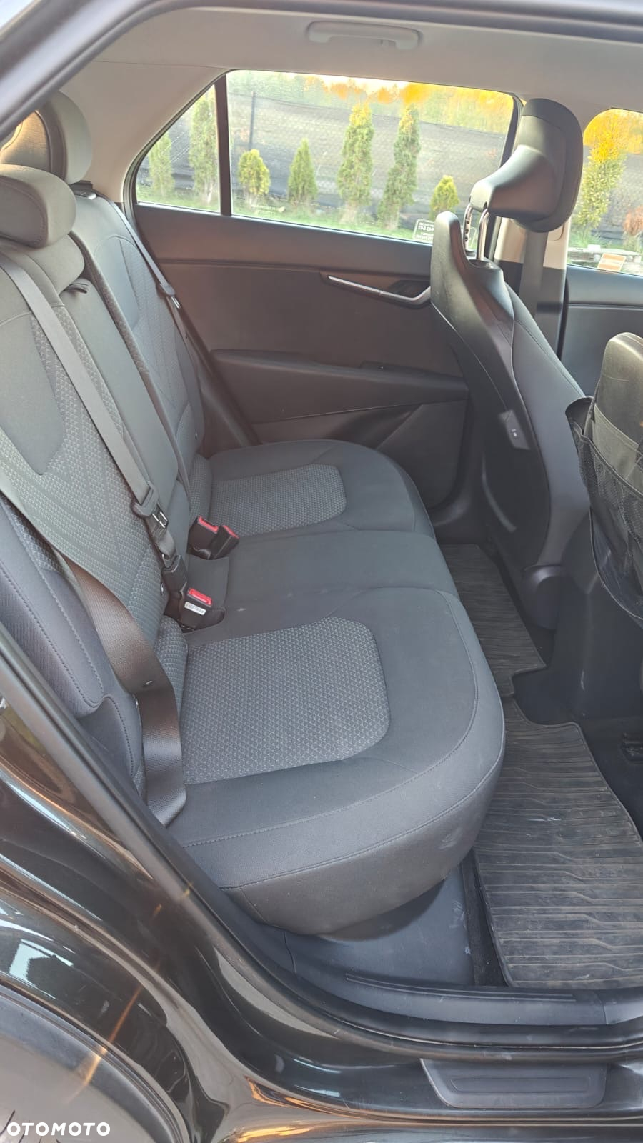 Kia Niro e-Niro 64kWh M - 17