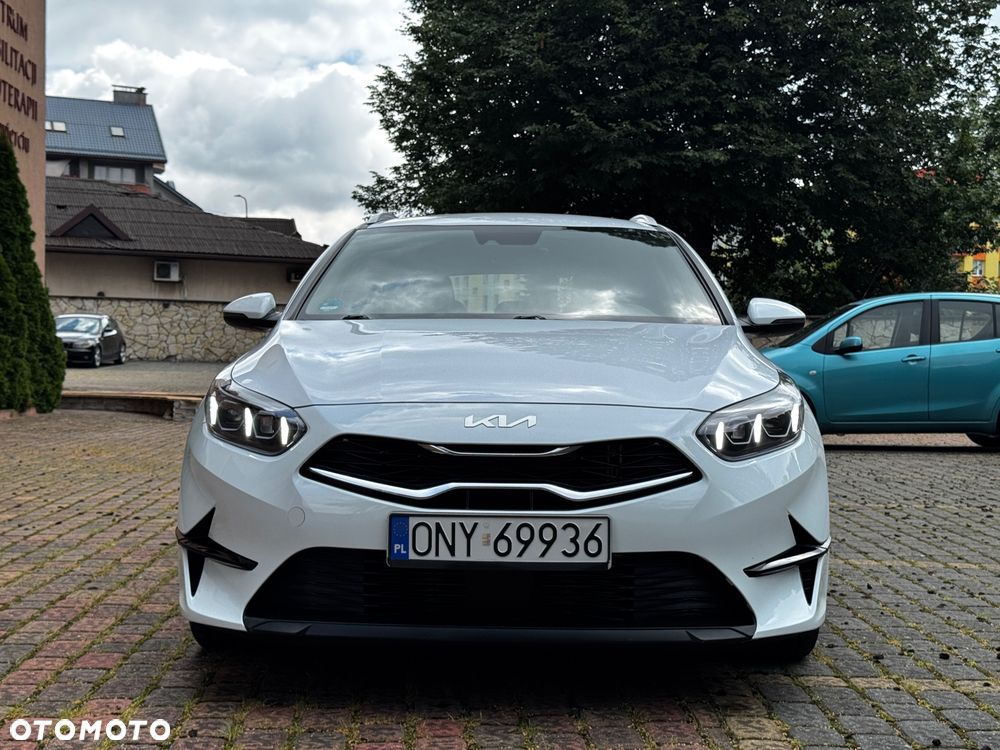 Kia Ceed 1.6 CRDi mHEV L DCT - 3