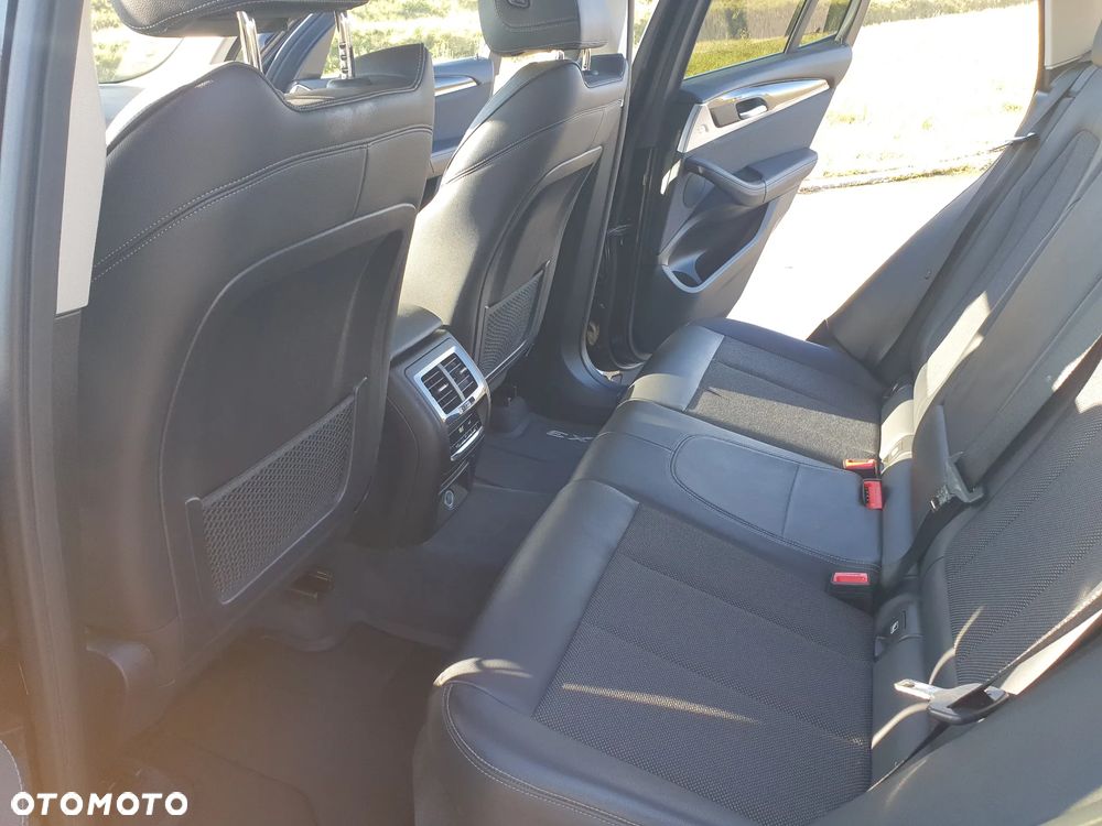 BMW X3 xDrive20d xLine - 3