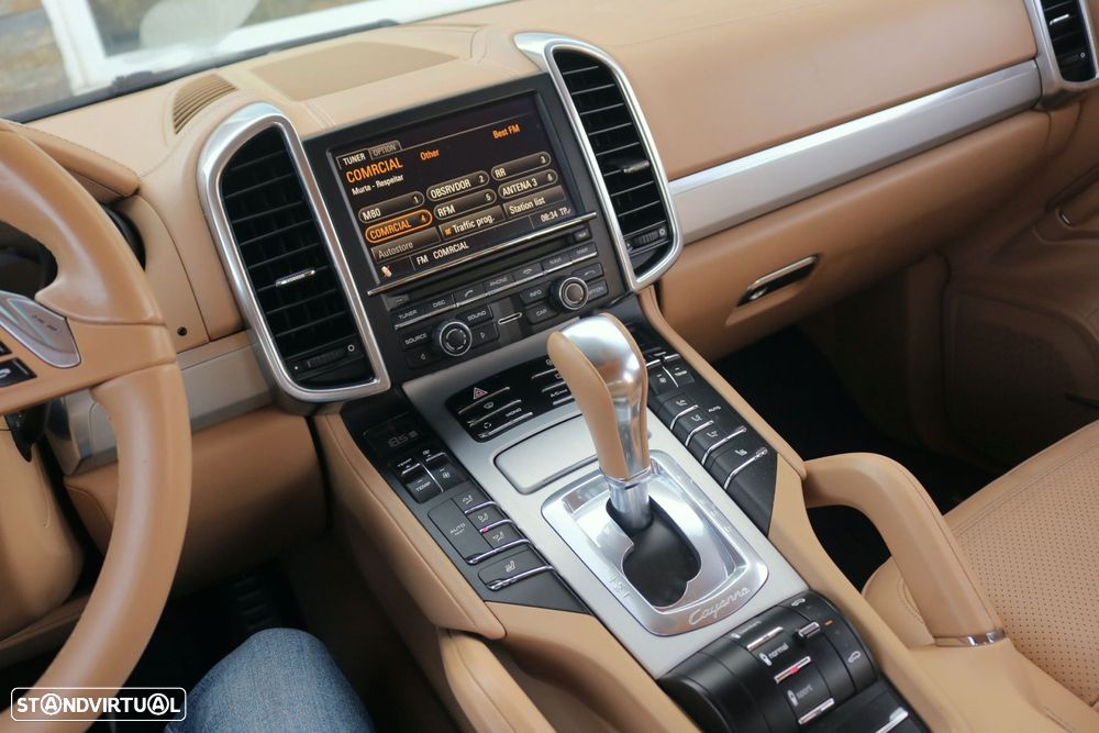 Porsche Cayenne S - 9