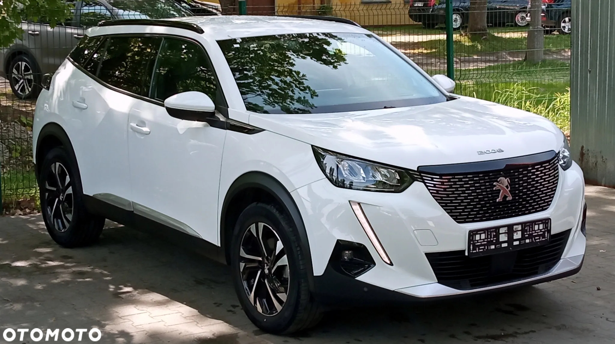 Peugeot 2008 1.5 BlueHDi GT Pack S&S EAT8 - 3