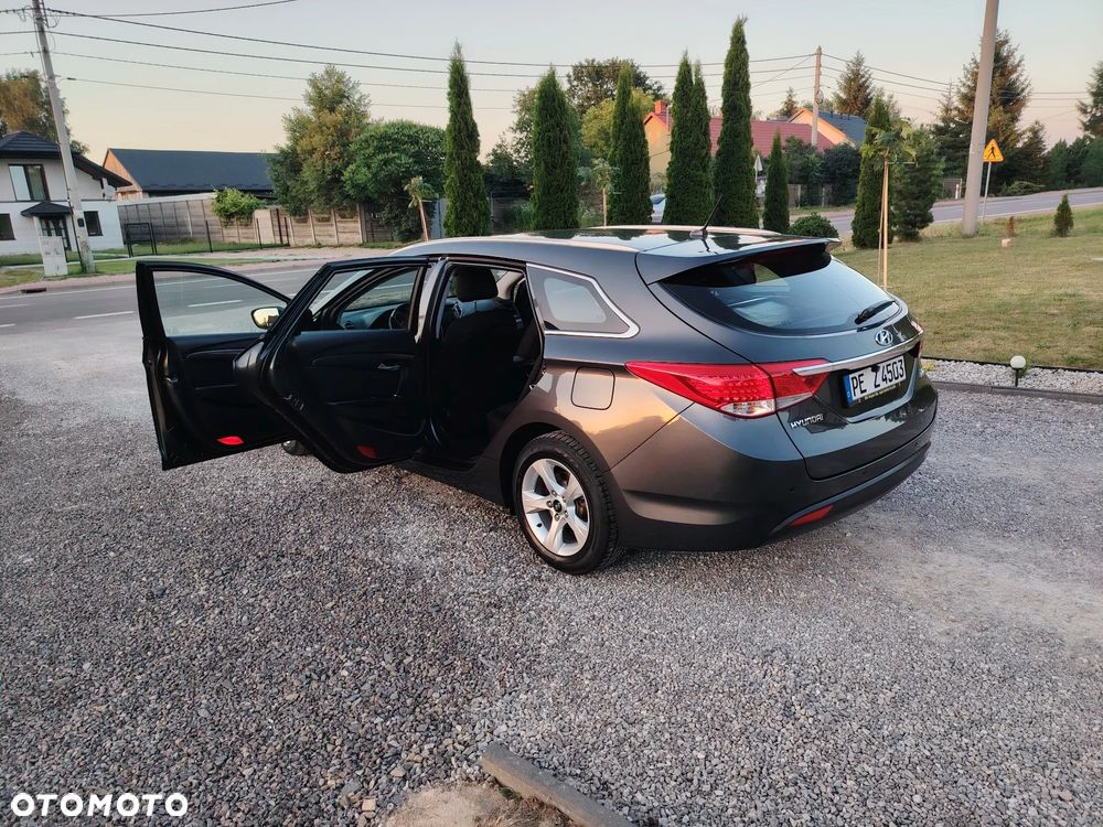 Hyundai i40 Kombi 1.6 Trend - 12