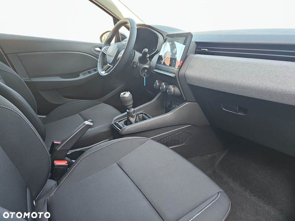 Renault Clio 1.0 TCe Evolution - 22