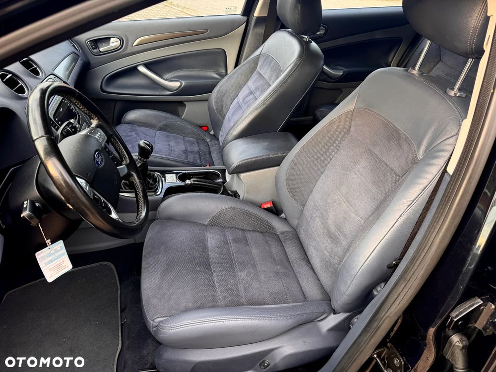 Ford Mondeo - 21