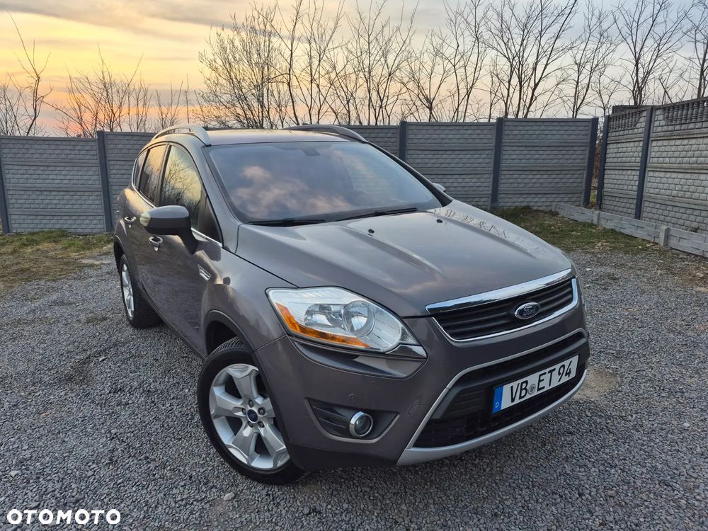 Ford Kuga 2.0 TDCi 4x4 Titanium - 2