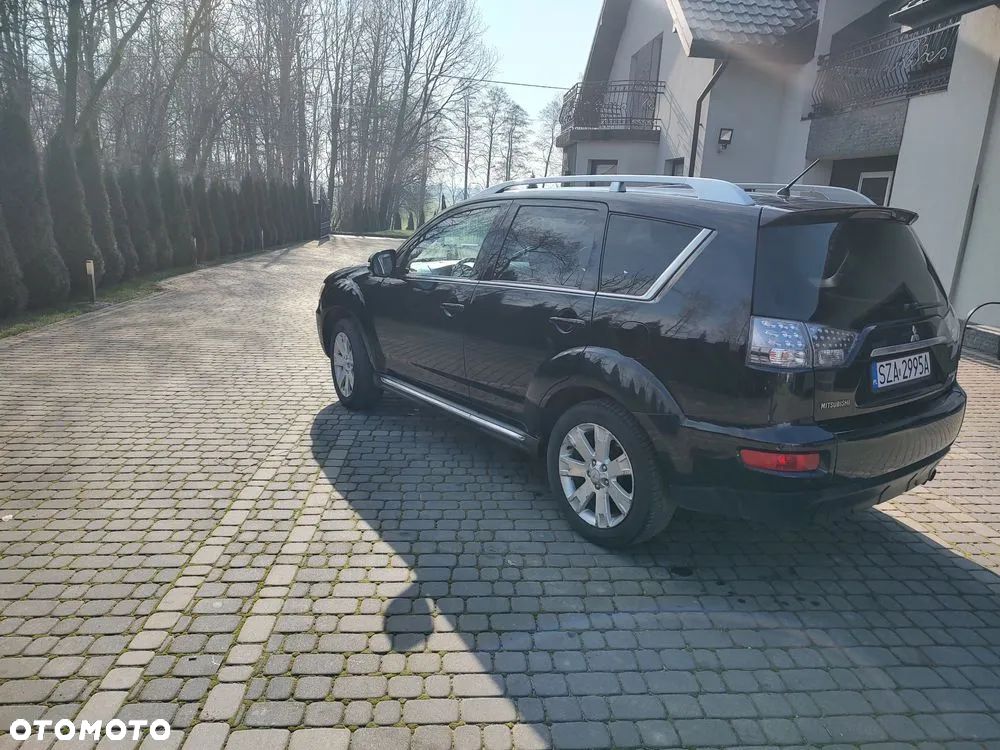 Mitsubishi Outlander 2.0 DID Instyle - 7