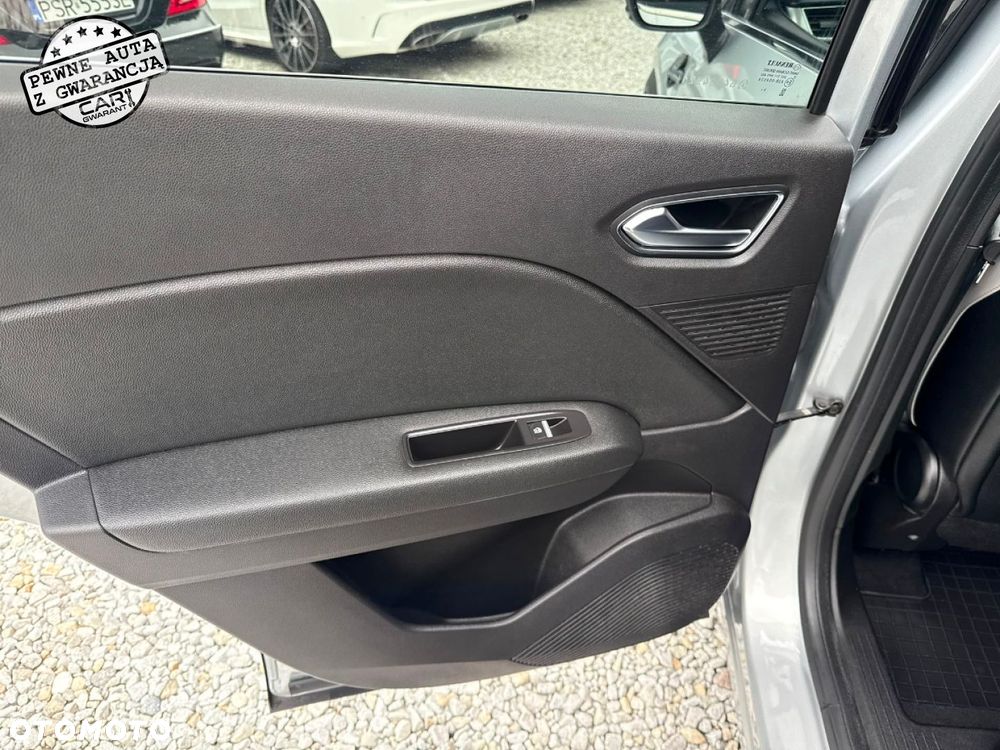 Renault Captur - 16