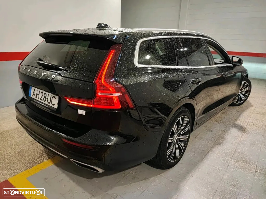 Volvo V60 2.0 T6 AWD TE Inscription Expression - 2