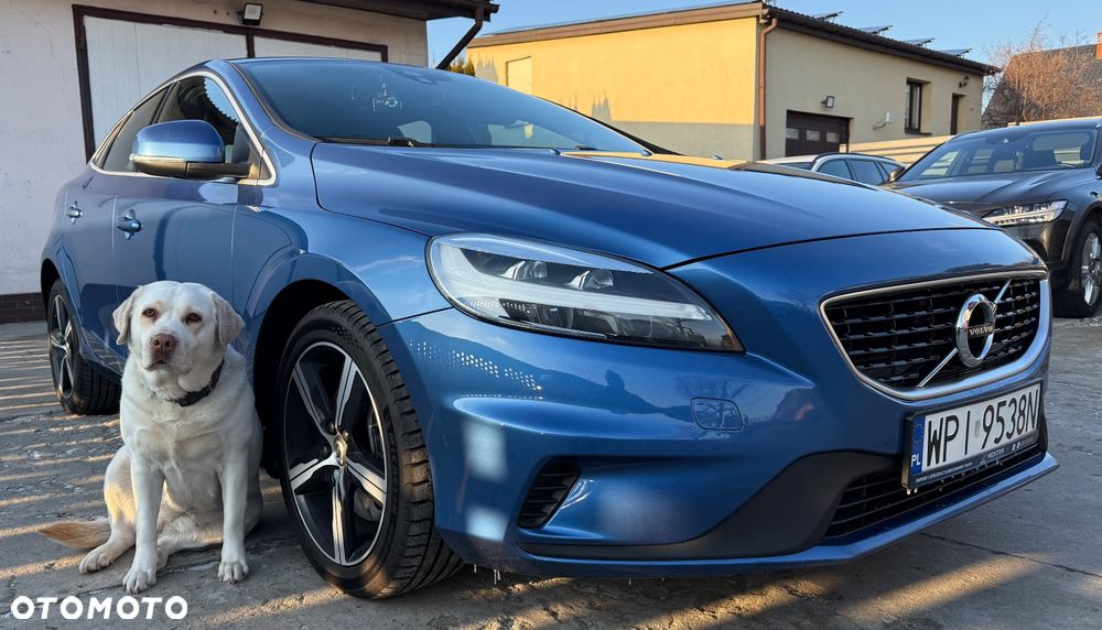 Volvo V40 D3 Drive-E R-Design Momentum