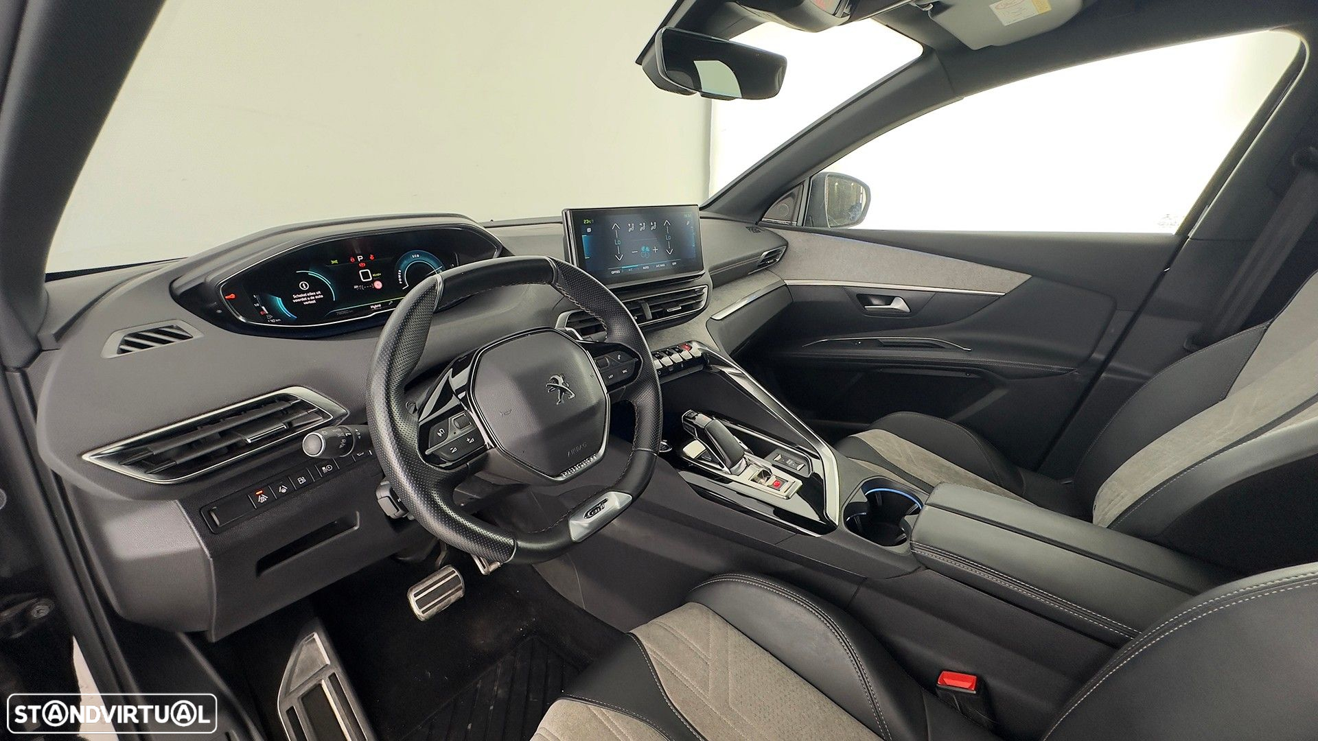 Peugeot 3008 1.6 Hybrid GT Pack e-EAT8 - 28