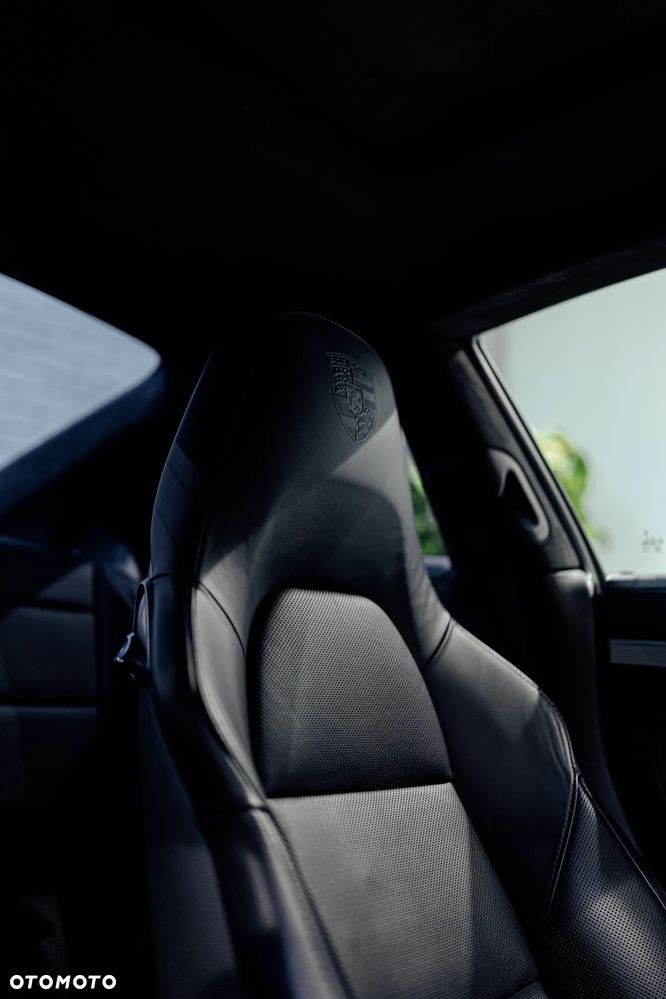 Porsche 911 Carrera 4S PDK - 6