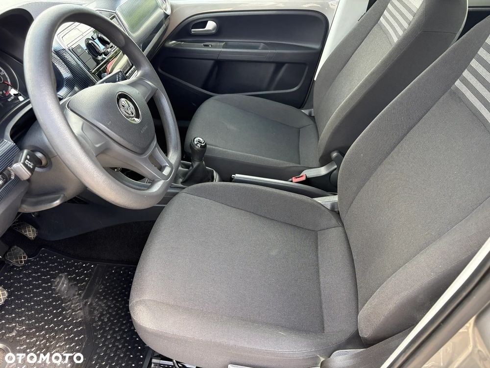 Volkswagen up! 1.0 move - 12
