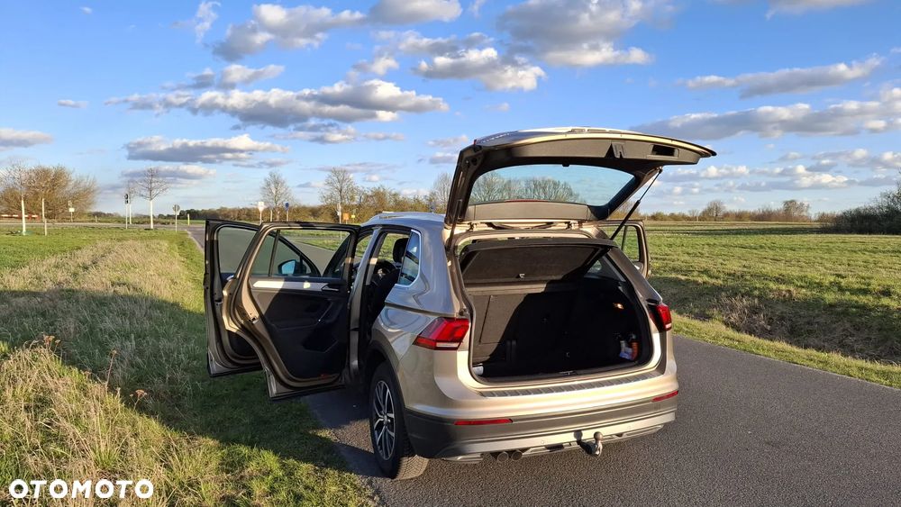 Volkswagen Tiguan 2.0 TDI SCR (BlueMotion Technology) Comfortline - 12