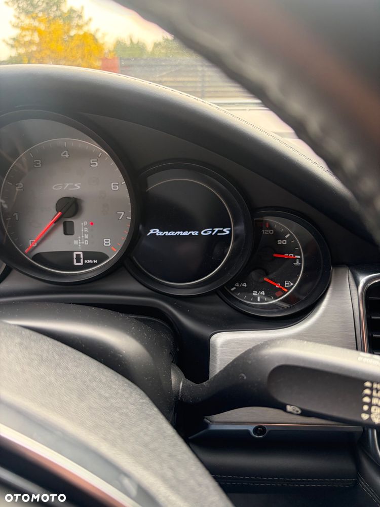 Porsche Panamera GTS - 7