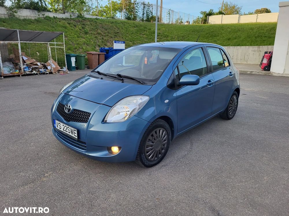 Toyota Yaris 1.3 Aut Luna - 13