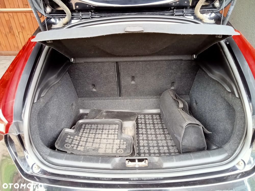 Volvo V40 D2 Summum - 10