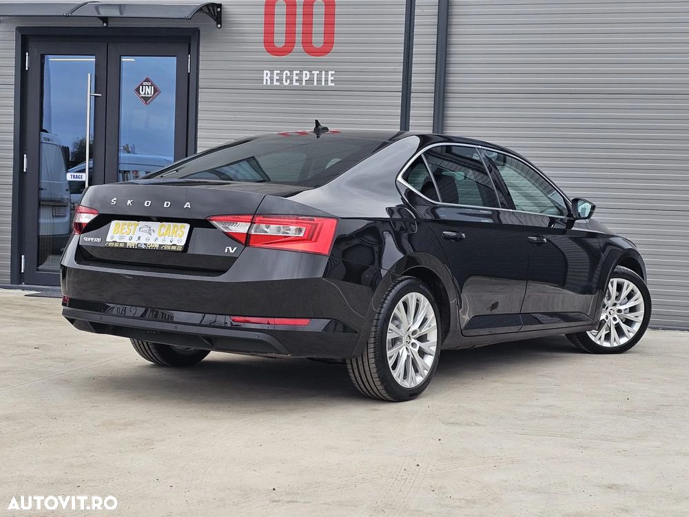 Skoda Superb 1.4 TSI iV DSG Sportline - 2