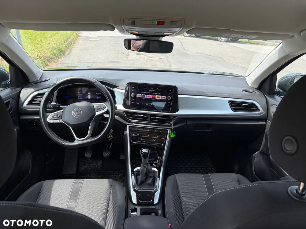 Volkswagen T-Roc 1.5 TSI Life - 24