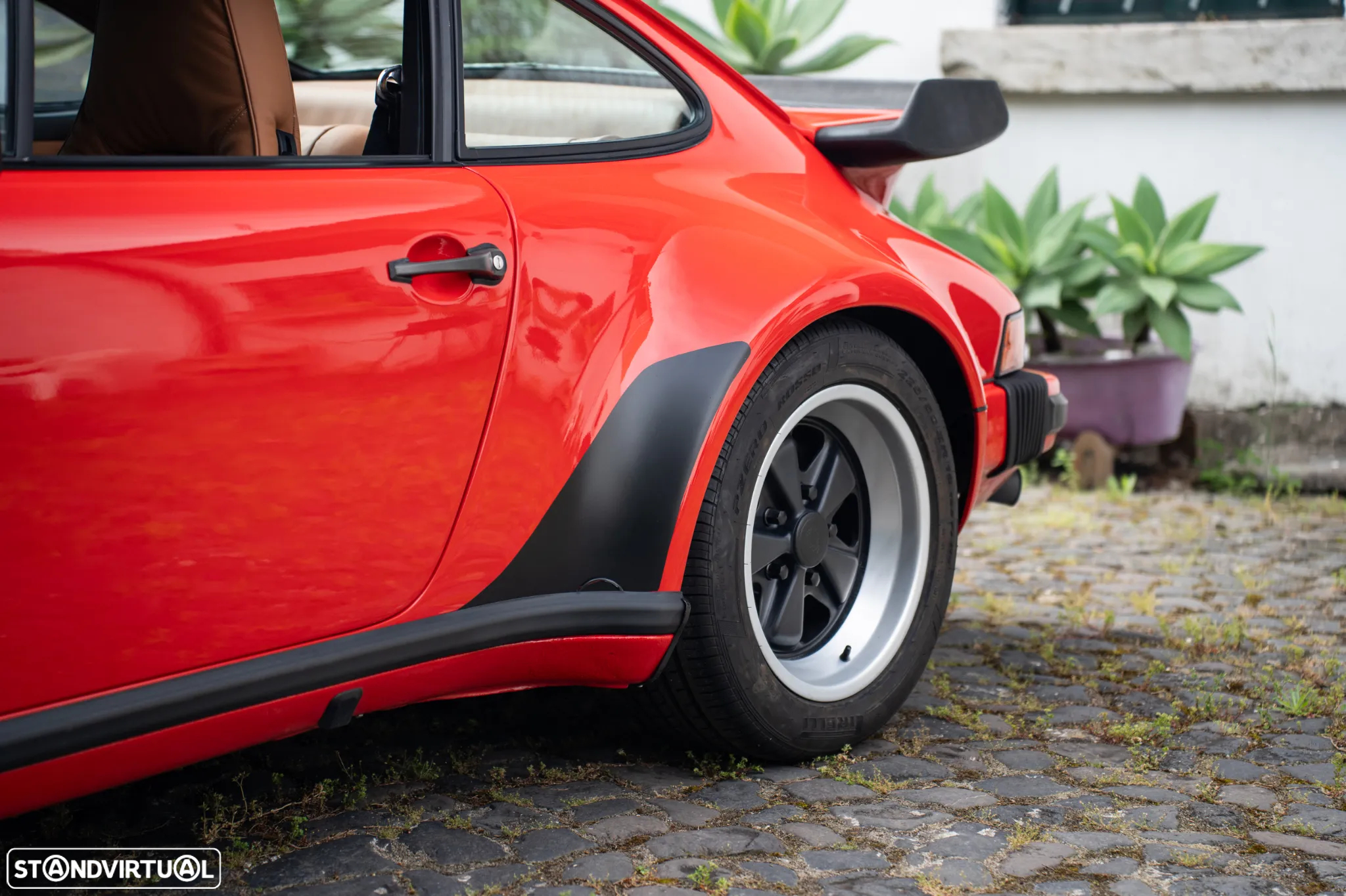 Porsche 911 Série G - 9