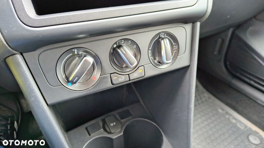 Volkswagen Polo - 16