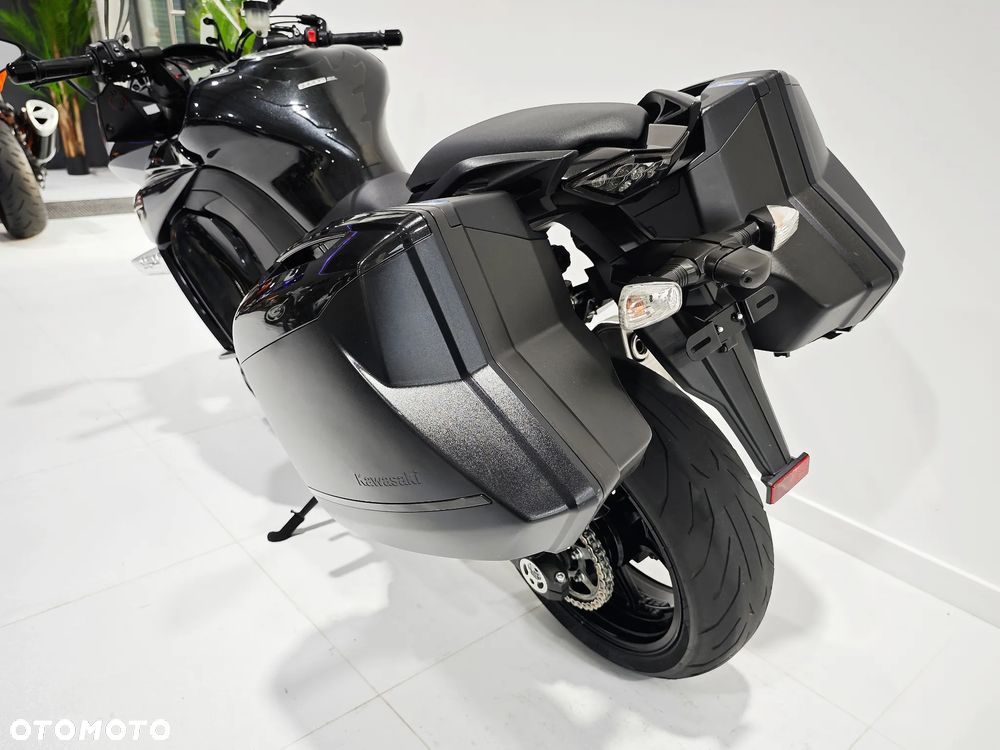 Kawasaki Z - 16