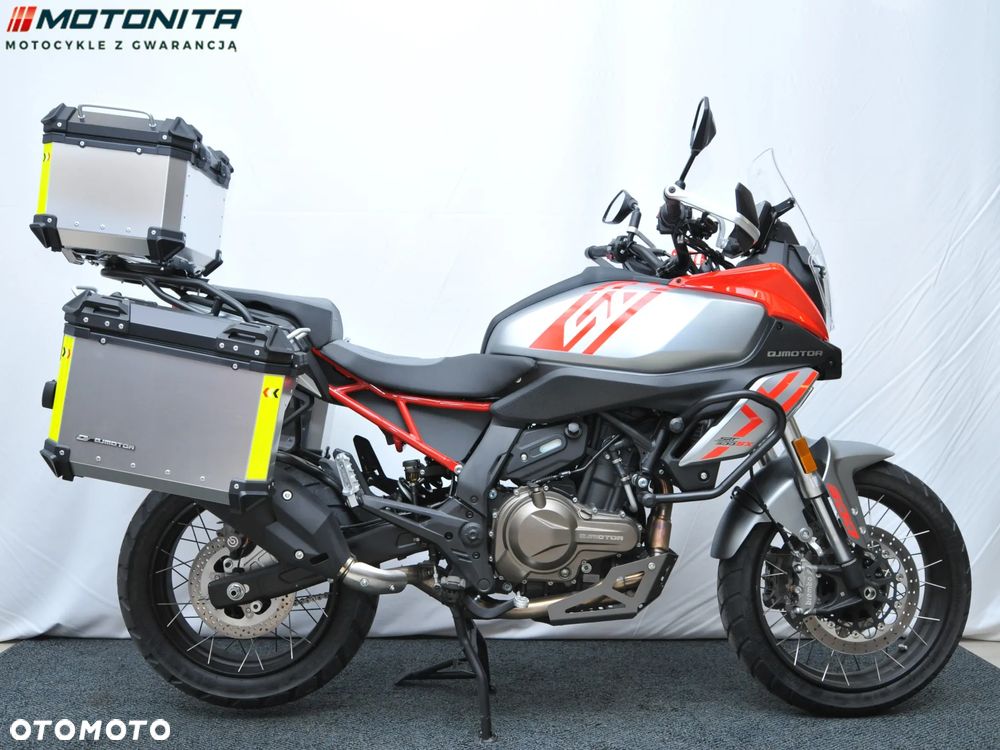 QJMOTOR SRT 600SX - 2