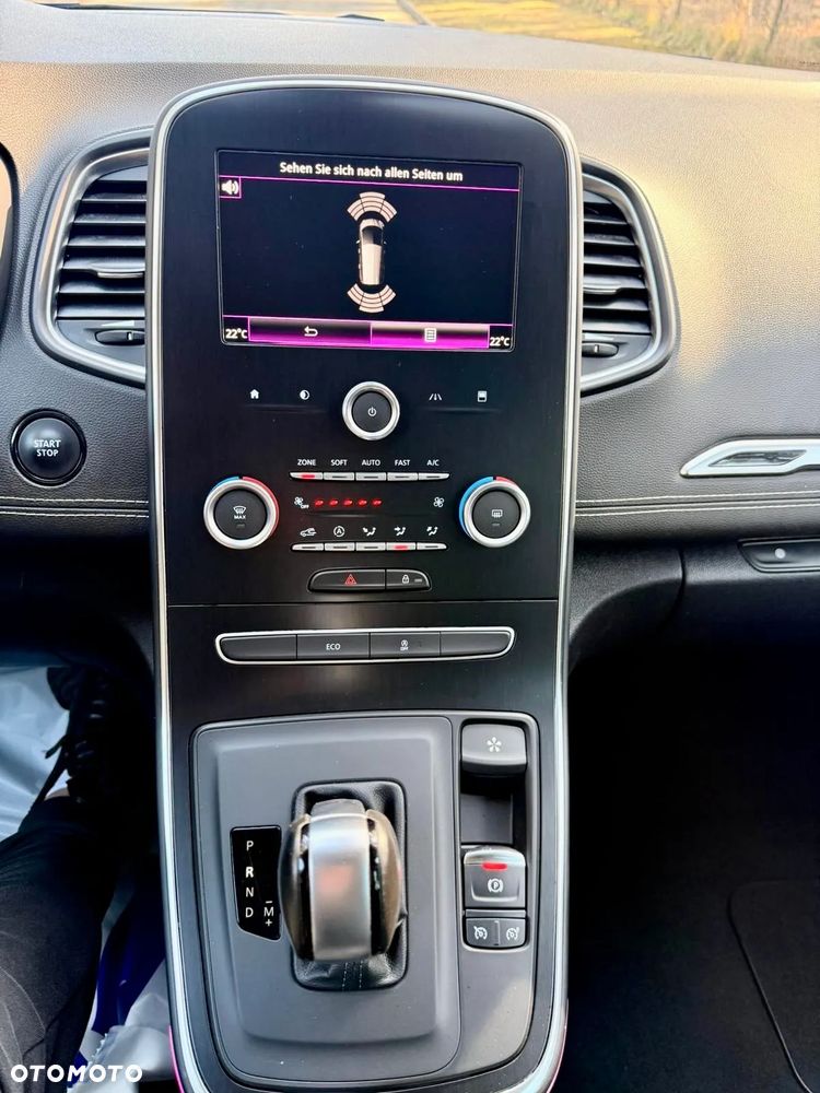 Renault Grand Scenic TCe 140 GPF EDC INTENS - 17