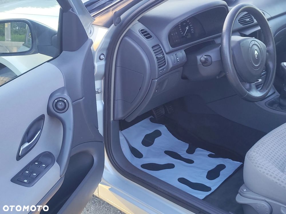Renault Laguna 2.0 Automatik Expression - 21