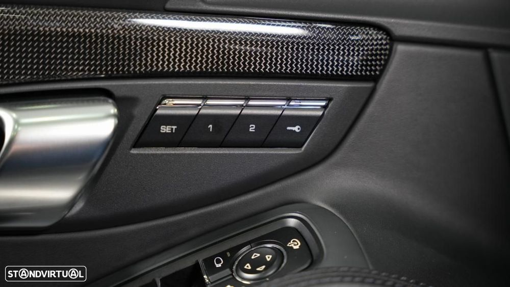 Porsche 911 (991) Turbo S PDK - 15
