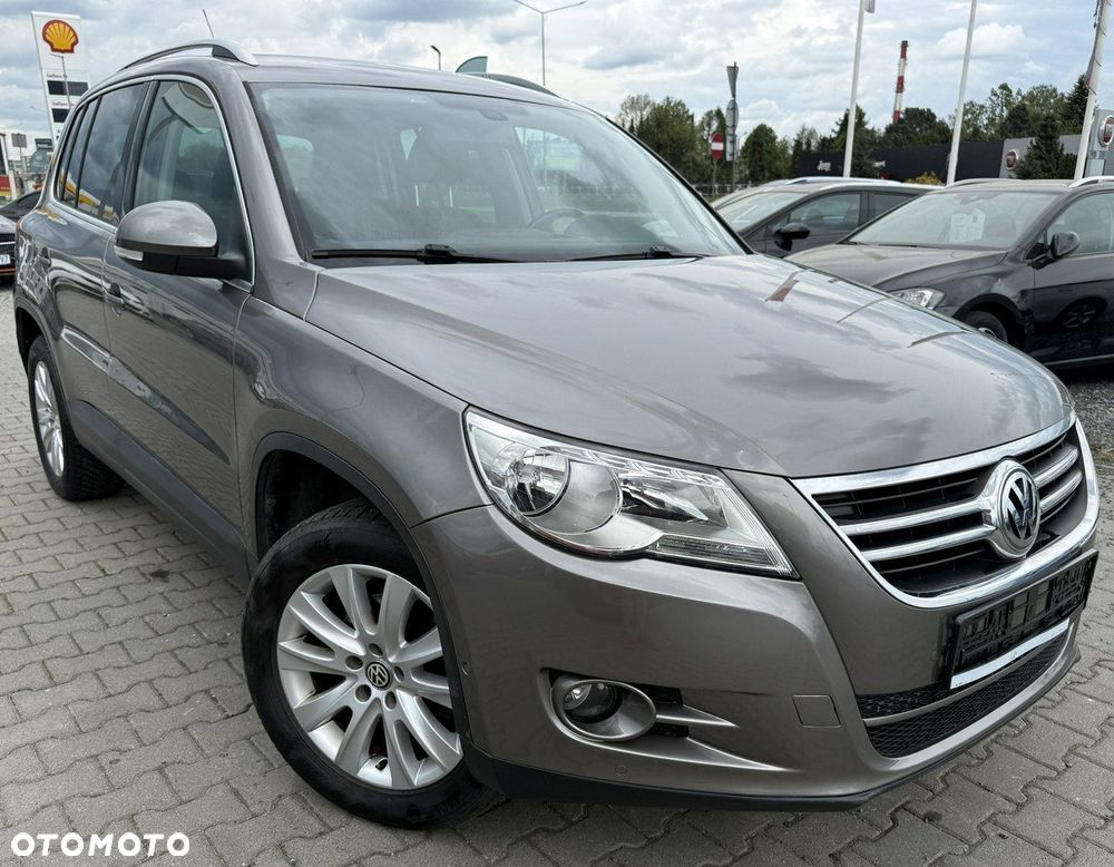 Volkswagen Tiguan - 2