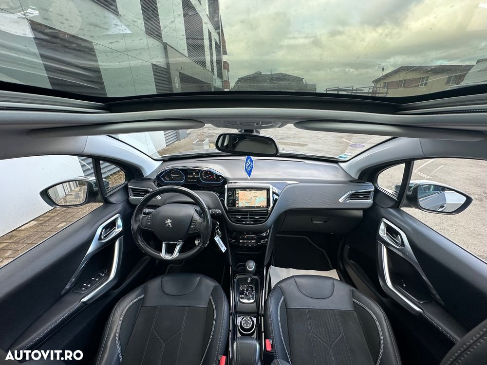 Peugeot 2008 PureTech 110 Stop&Start EAT6 Crossway - 17