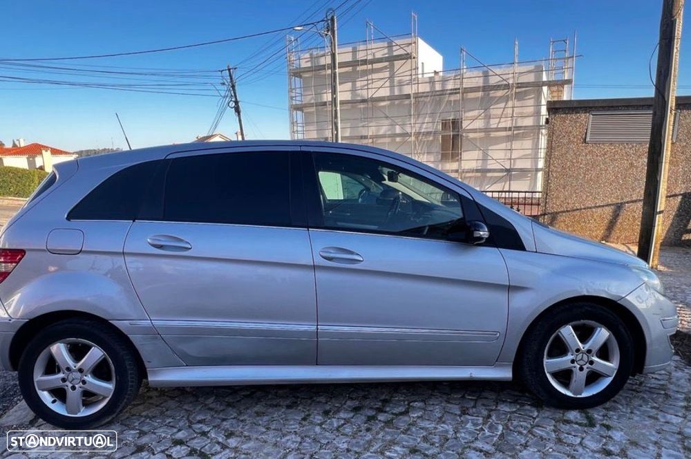 Mercedes-Benz B 200 CDI Autotronic - 16