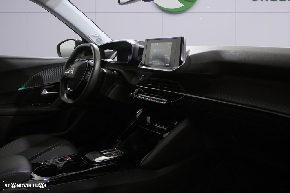 Peugeot e-2008 Allure Pack - 9