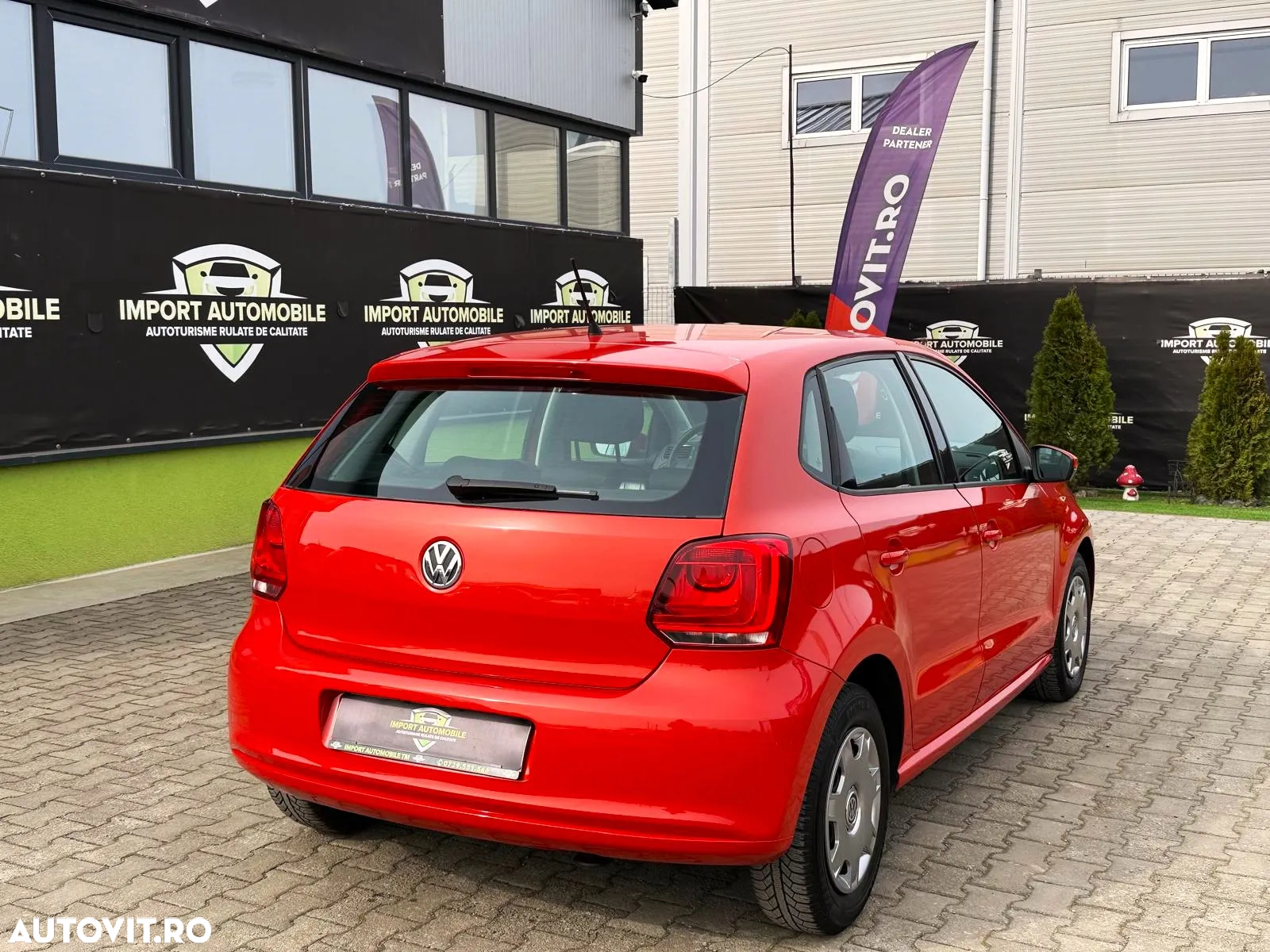 Volkswagen Polo - 11