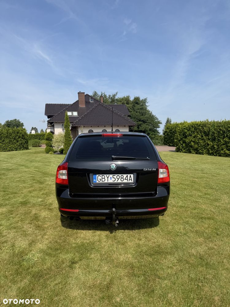 Skoda Octavia - 8