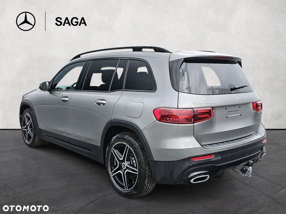Mercedes-Benz GLB - 7