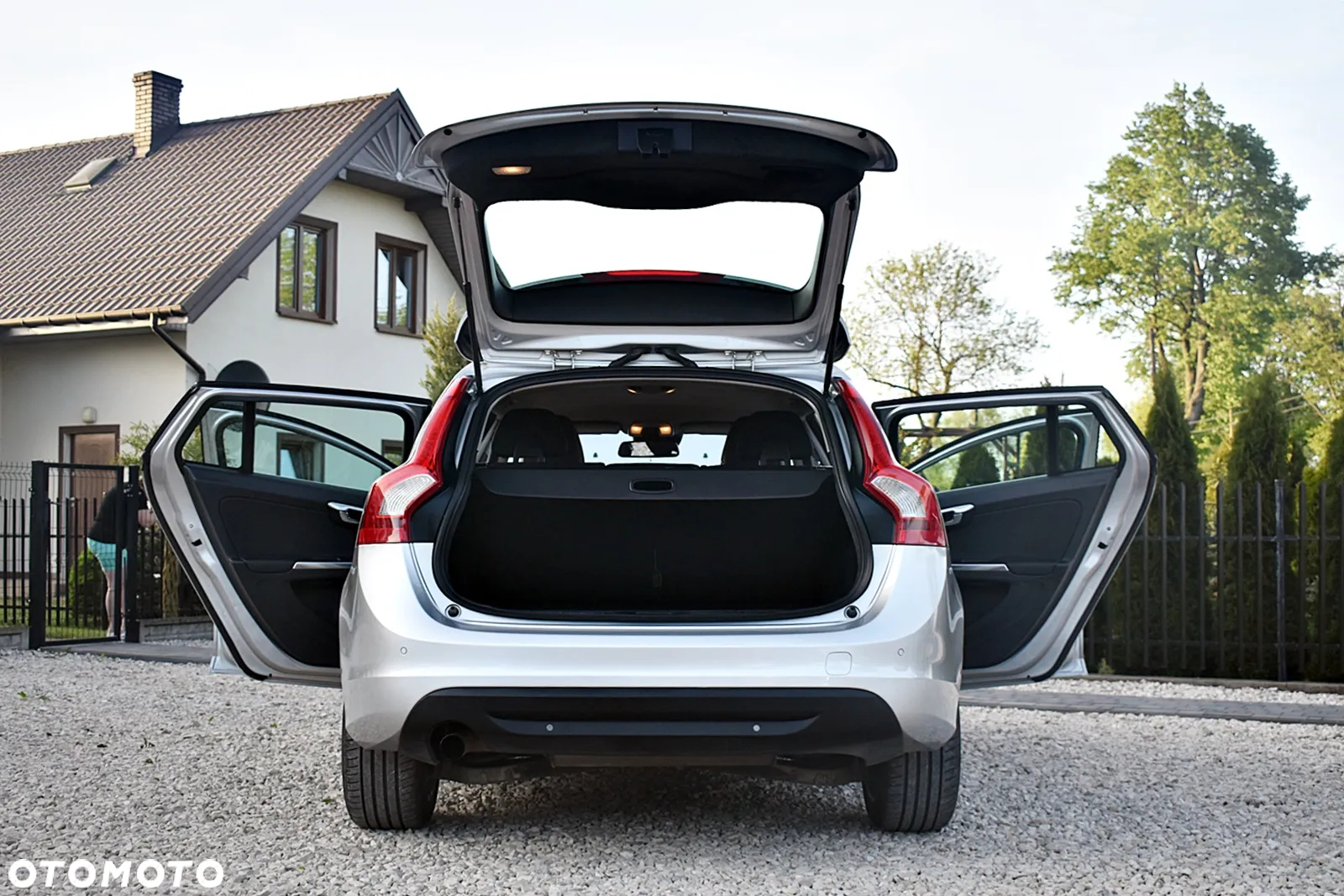 Volvo V60 D3 Geartronic Momentum - 12