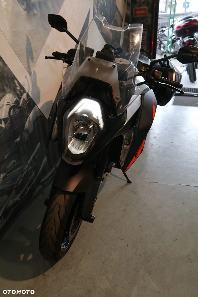 KTM Super Duke - 5