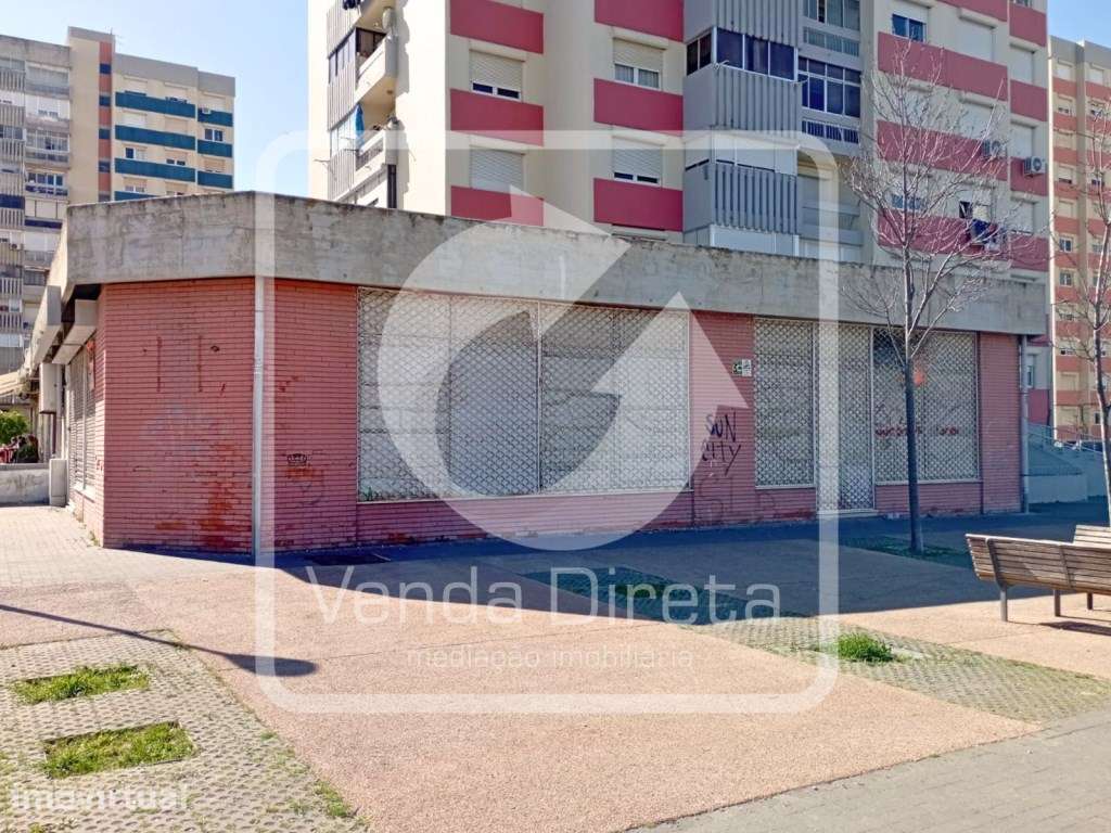 Loja com 269m2, com extração de fumos e grades de segurança, na Cid... - Grande imagem: 5/18