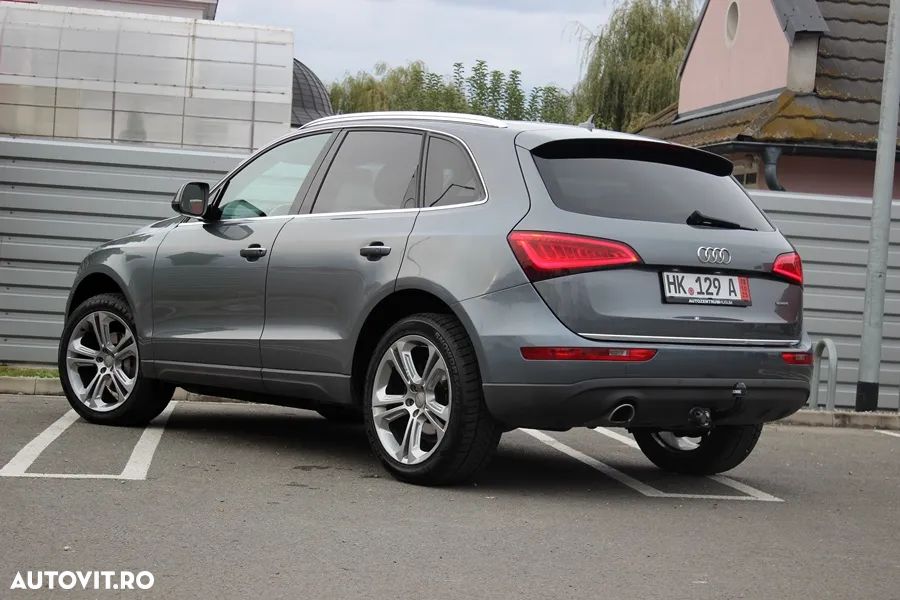 Audi Q5 2.0 40 TDI quattro S tronic Sport - 15