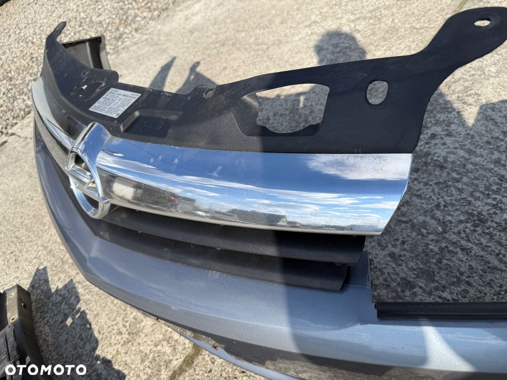 OPEL ASTRA H GTC ZDERZAK PRZÓD PRZEDNI GRILL ATRAPA BELKA ZDERZAKA Z163 - 4